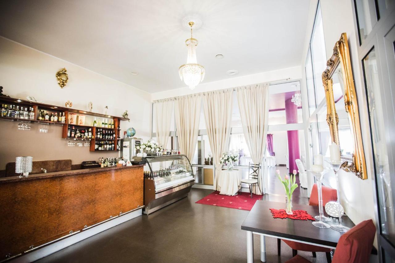 Orion Hotel Parczew Εξωτερικό φωτογραφία